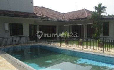 Jual Rumah Modern Minimalis, Lokasi Premium, Strategis, Swimming Pool, Gandaria Selatan, Jakarta Selatan 2