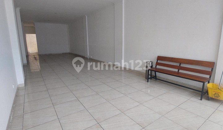 Ruko Siap Pakai, Strategis Dan Ramai Di Tebet Ruko Siap Pakai, Strategis Dan Ramai Di Tebet