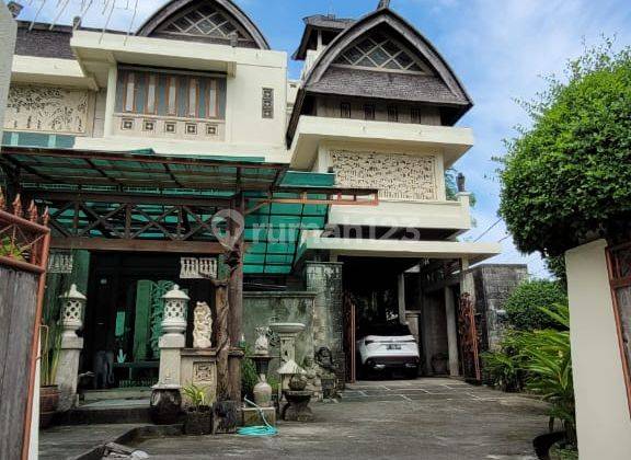 Dijual Gedung Galeri di Batubulan 1