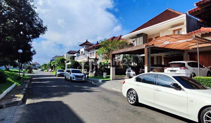 Dijual Rumah Luxury Semi Furnished Lokasi Strategis Teras Ayung 1