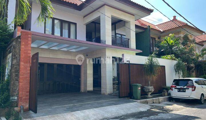 Dijual Rumah Mewah Nyaman di Tengah Kota Denpasar 1