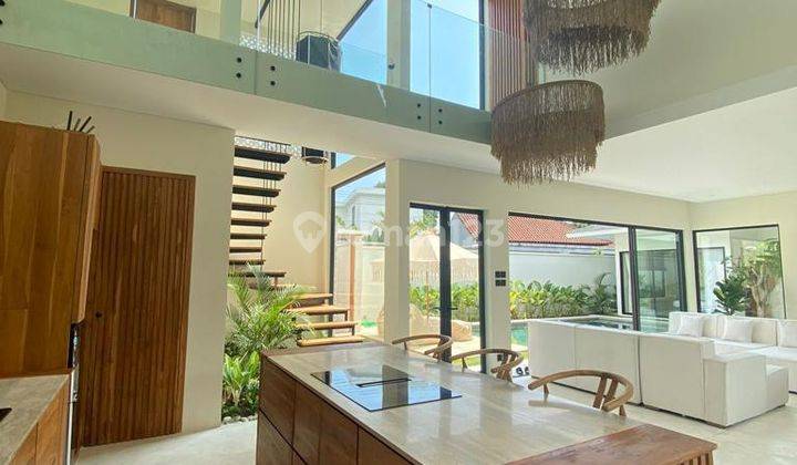 Luxury Villa For Sale In Seminyak Bali 2