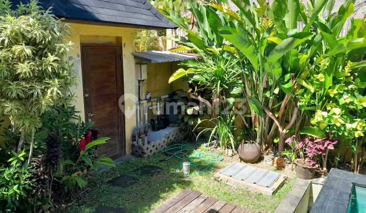 Disewakan Villa di Ungasan Dekat Pantai Disewakan Villa di Ungasan Dekat Pantai