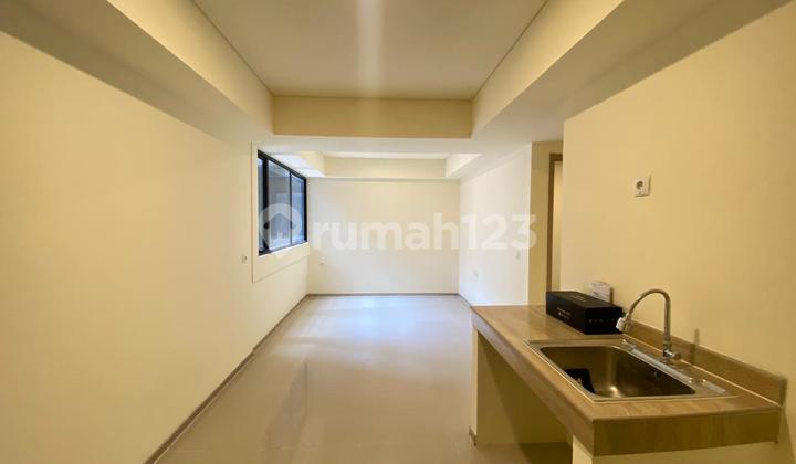 For Rent Meikarta Apartment Type 2 Bedroom Unfurnished (39022-2B-18H)