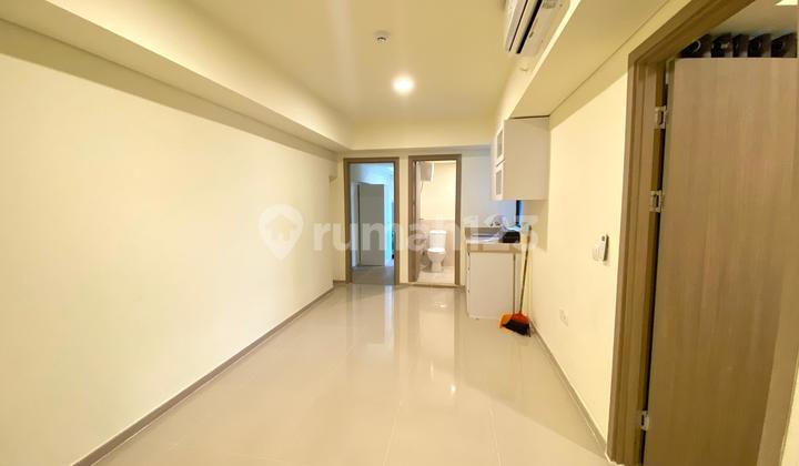 Disewakan Apartemen Meikarta 2BR Furnished (Riviera-1D-28F)