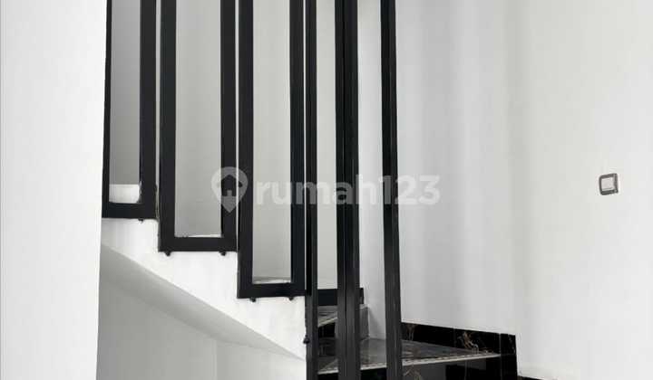 Di Jual Rumah Cantik Dekat Pintu Tol di Cisauk