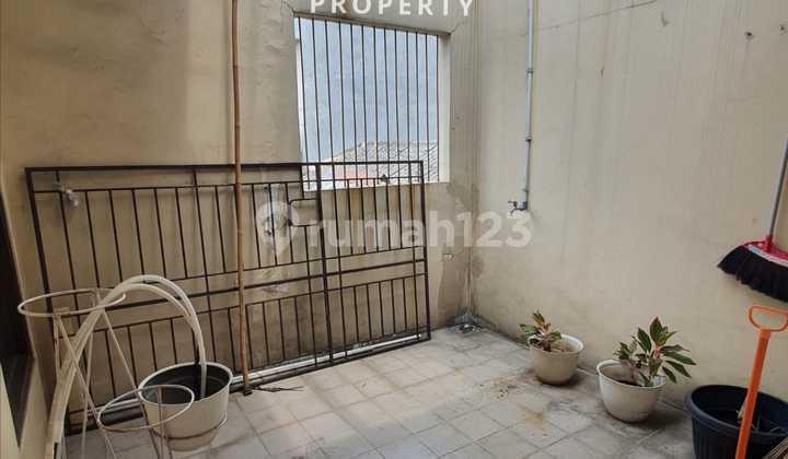 For Sale House in Griya Loka Near Toll Access 2