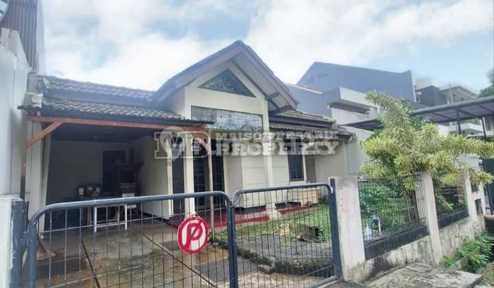 For Sale Business House on the Side of the Road with SHM