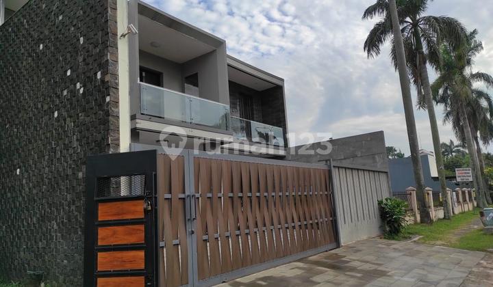For Rent Luxury Fully Furnished House on Boulevard Banjar Wijaya Tangerang 2