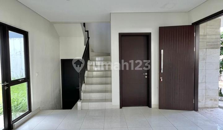 For Sale Cheap Spacious 105 M2 House in De Latinos Buenos Park BSD City