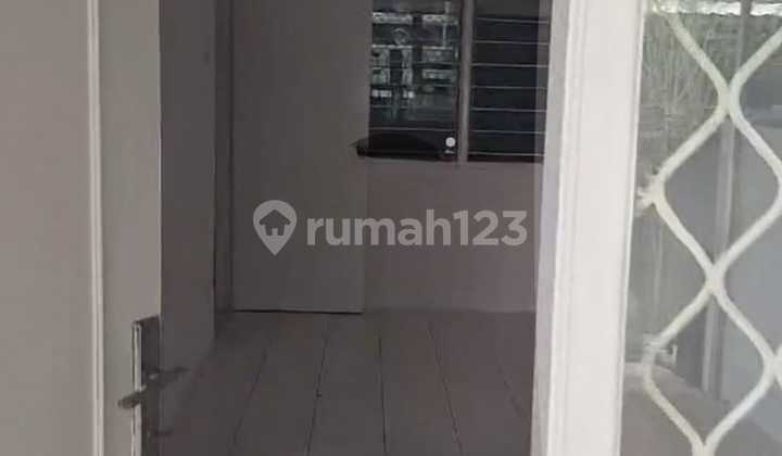 For Rent Fast Ready-to-Occupy House in Gading Serpong Sector For Rent Fast Ready-to-Occupy House in Gading Serpong Sector