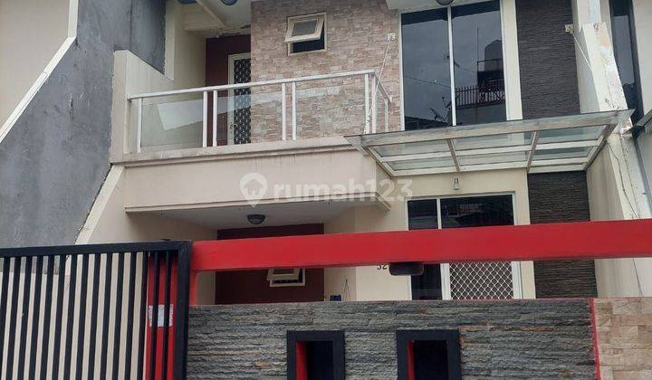 Dijual Turun Harga Rumah Bagus 2 Lantai di Taman Grisenda PIK Kapuk Jakarta Utara 1