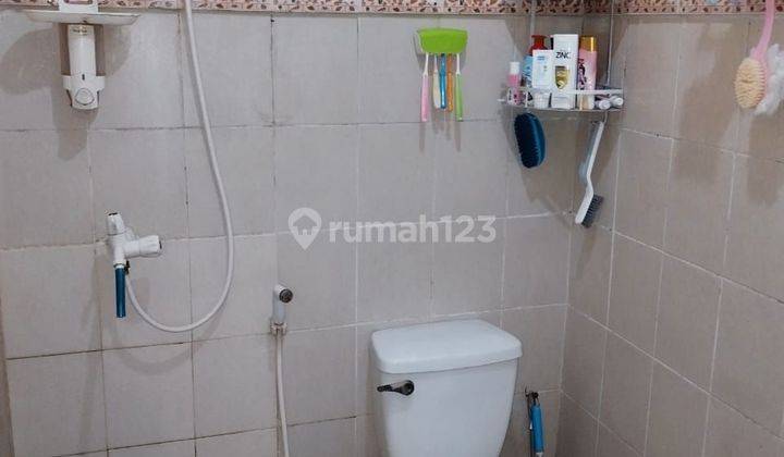 DIJUAL CEPAT RUMAH RAPI 1.5 LANTAI DEKAT AKSES TOL & STASIUN KA DI TAMAN ROYAL 3 TANGERANG 2