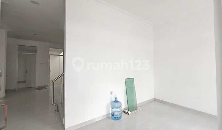 Quick Sale Neat Ready-to-Occupy House in Garcia Modernland Cluster Tangerang 2