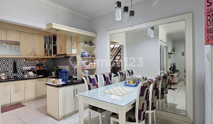 For Sale Semi-Furnished Neat House in Azalea Gading Serpong