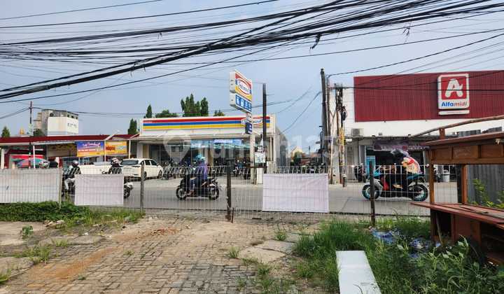 Disewakan Tanah Kavling Lokasi Pinggir Jalan Raya Ramai di Ciledug Tangerang Disewakan Tanah Kavling Lokasi Pinggir Jalan Raya Ramai di Ciledug Tangerang
