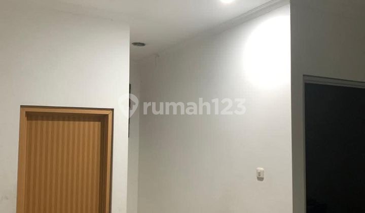 Dijual Cepat Rumah Furnished di Cluster Italy Banjar Wijaya 2