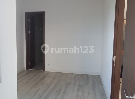 For Rent Fast 5 Bedroom Semi-Furnished House in Zora BSD 2