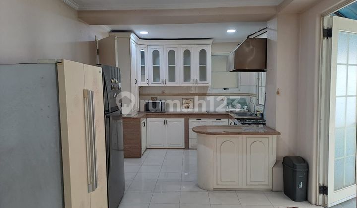 For Rent Fast Furnished House In Beverly Golf Lippo Karawaci