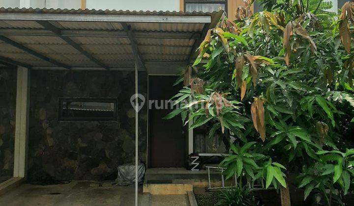 Dijual Rumah Rapi Siap Huni  2,5 Lantai Di Kirena Park Bsd City 1