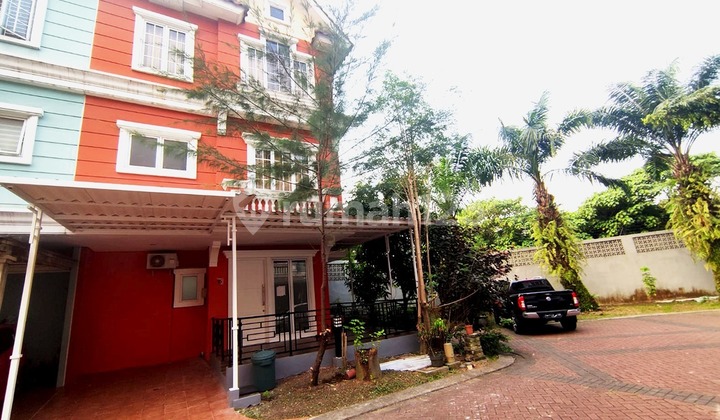 For Rent Fully Furnished Corner House in Omaha Village Gading Serpong