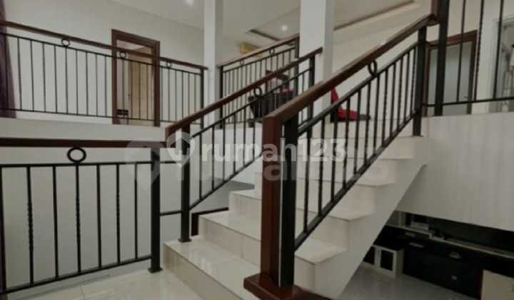 Dijual Cepatrumah Furnished Di Versailles Bsd 2