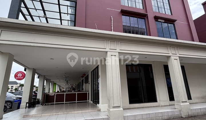 For Rent: Madison Shop House Facing Hoek Gading Serpong Road