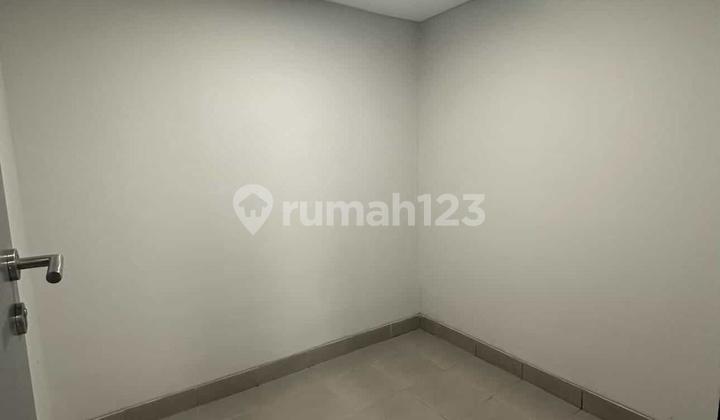 For Rent Fast, Neat House Ready to Occupy, 4 Bedrooms in Aether Greenwich BSD. 2