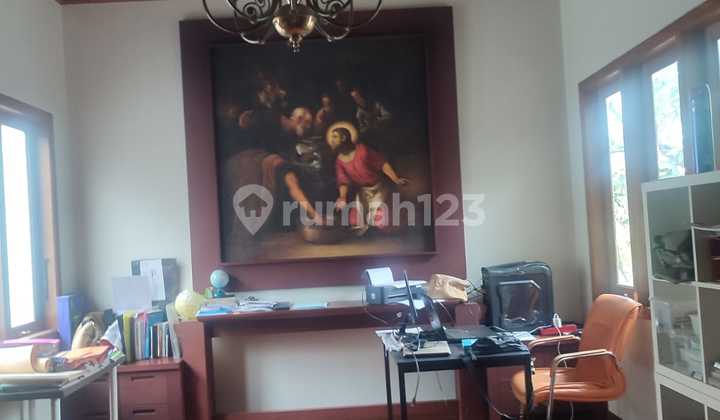 Disewakan Rumah Mewah Luas 900 M2 Kamar 7 di Bpr Lippo Karawaci 2