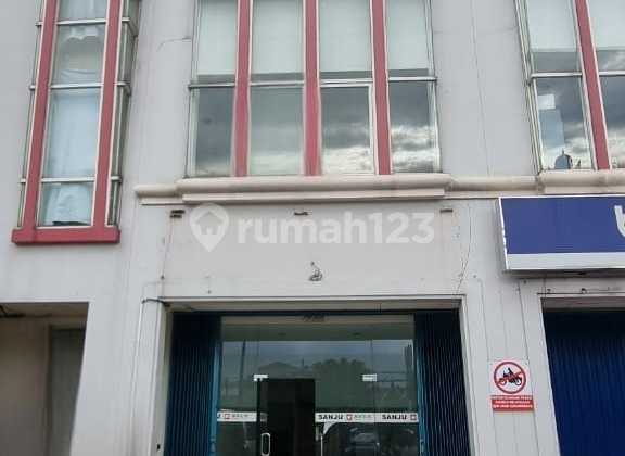 For Rent Fast Wtc 3.5 Story Shop House Facing Serpong Main Road