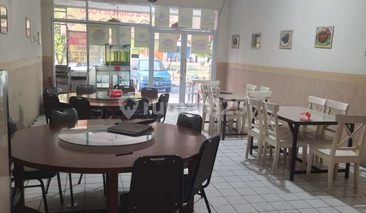 For Rent Fast 2-Storey Shop House Busy Location on Jl Kelapa Puan Gading Serpong 2