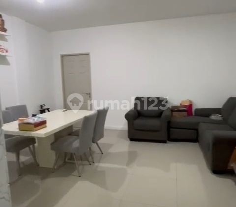 For Sale Quickly Semi Furnished Flood-Free Warehouse on the Edge of Jl Raya Cimone Tangerang For Sale Quickly Semi Furnished Flood-Free Warehouse on the Edge of Jl Raya Cimone Tangerang