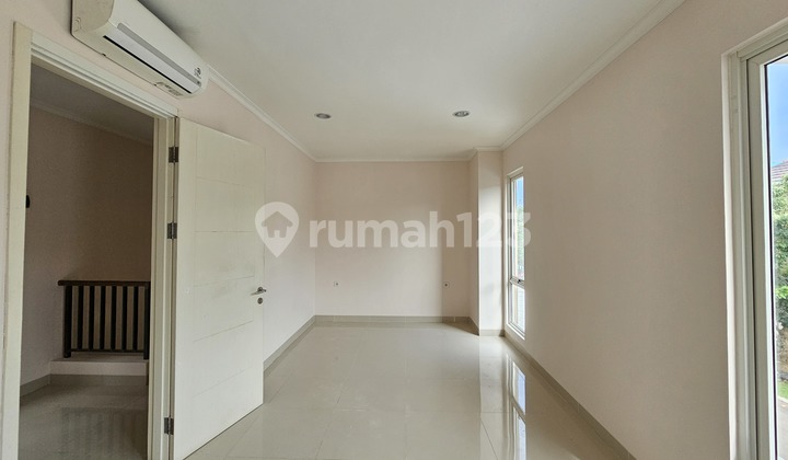 Dijual Murah Rumah Rapi Luas 77 M2 di Cluster Thomson Gading Serpong 2