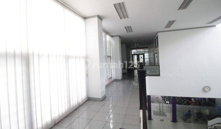 Disewakan Gedung 3 Lantai, Luas Dan Strategis, di Pusat Kota Yogyakarta 2