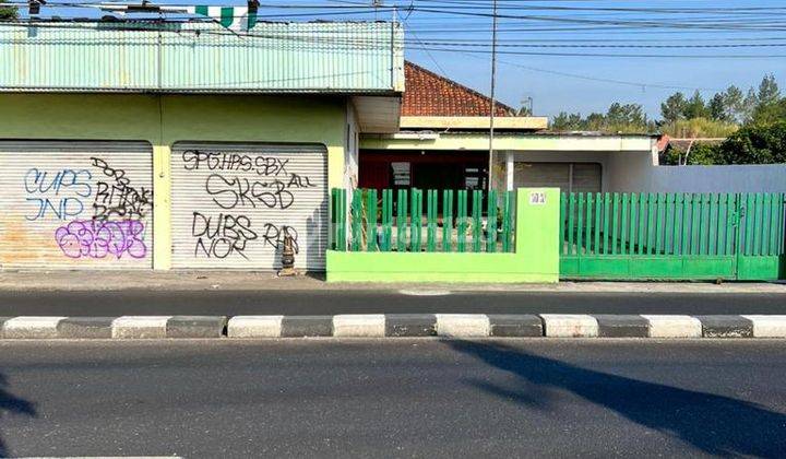 Dijual Rumah 1 Lantai Plus Ruko Kios di Maguwo Yogyakarta 1