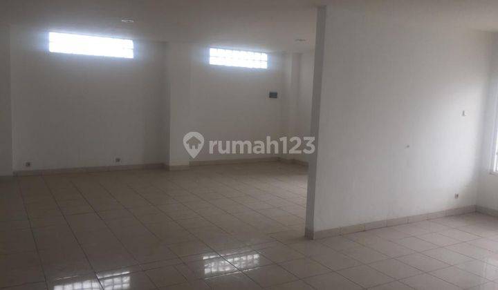 Disewakan Ruko 3,5 Lantai Plus Rooftop, Lokasi Strategis, Tengah Kota Yogyakarta 2