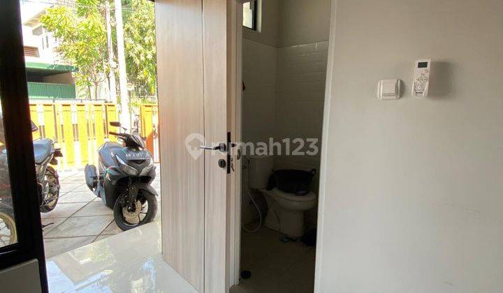 Dijual Kost Exclusive, 8 Kamar, Fully Furnished, Dekat Kampus Di Depok Yogyakarta 2