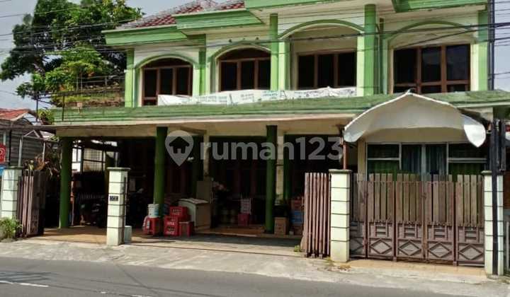 Dijual Rumah 2 Lantai, Strategis,Papasan Mobil,Cocok untuk Kost,Usaha,Tempat Tinggal di Yogyakarta 1