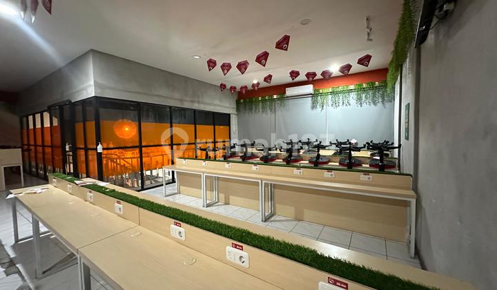 For Rent: 2-Story Office Building, Good Condition, Spacious Parking, Ready to Use in Mlati, Yogyakarta For Rent: 2-Story Office Building, Good Condition, Spacious Parking, Ready to Use in Mlati, Yogyakarta