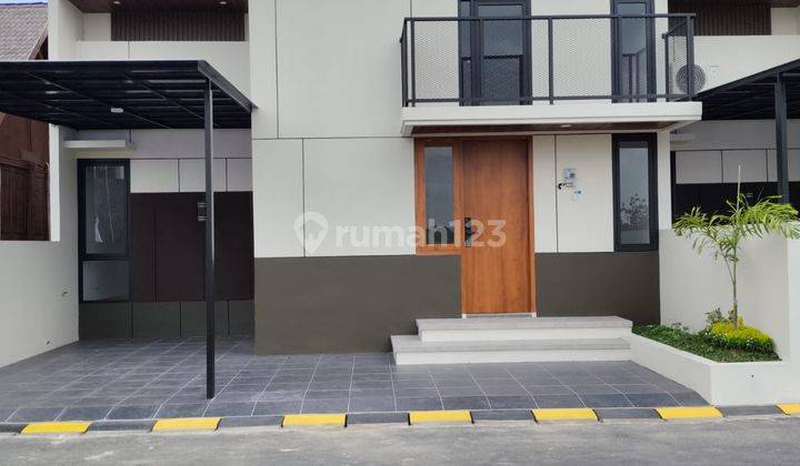 Dijual Rumah Millenial Siap, Ada Mezanin, Cantik, Strategis di Godean 2