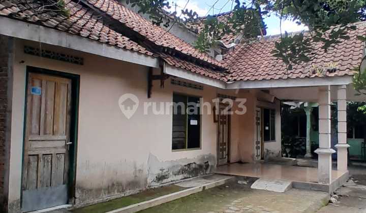Dijual Tanah 310m2 Bonus Bangunan Lama, Shm, Papasan Mobil di Gamping, Yogyakarta