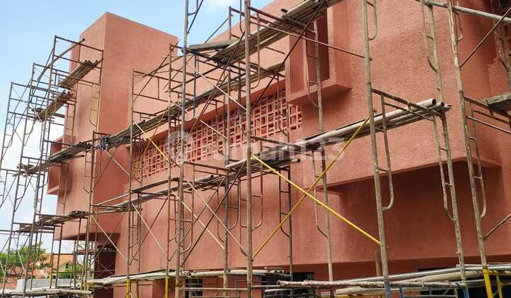 Dijual Kost Exclusive, 2 Lantai & 3 Lantai, Full Furnished, di Dekat Beberapa Kampus di Seturan Yogyakarta Dijual Kost Exclusive, 2 Lantai & 3 Lantai, Full Furnished, di Dekat Beberapa Kampus di Seturan Yogyakarta