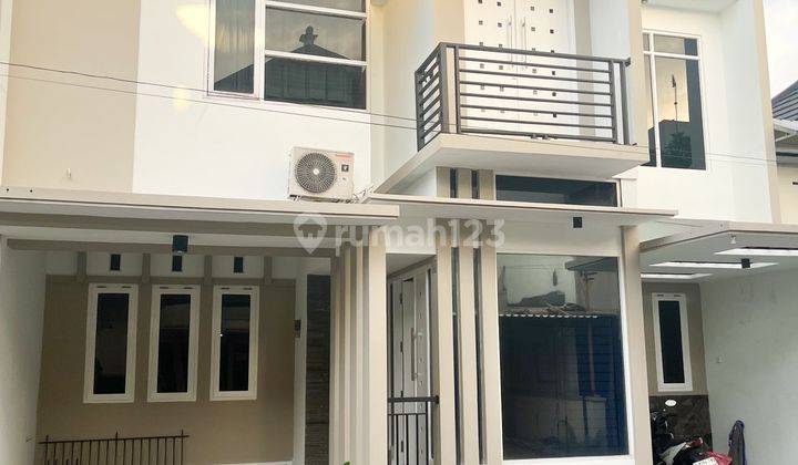 Dijual Rumah 2 Lantai Modern Minimalis Siap Huni Semi Furnished Dalam Cluster,dekat Kampus di Yogyakarta 1