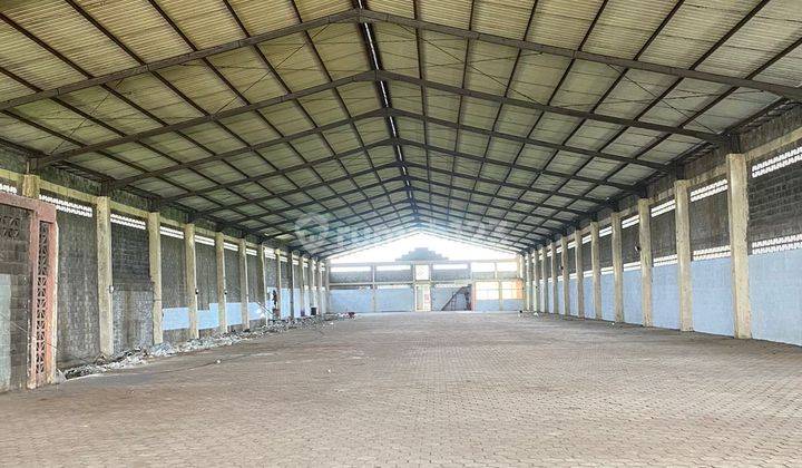 Disewakan Gudang Luas 3000 m², Strategis, Pinggir Jalan Utama, Luas, Siap Pakai di Prambanan, Yogyakarta 2