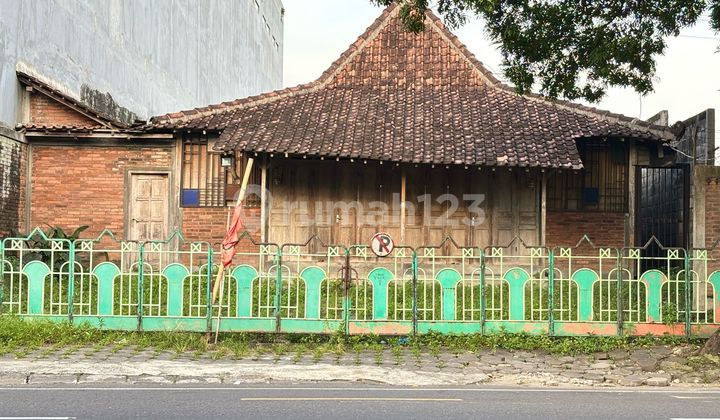 For Rent: 466 m2 Land, Yard, Strategic Location in the Center of Yogyakarta City For Rent: 466 m2 Land, Yard, Strategic Location in the Center of Yogyakarta City