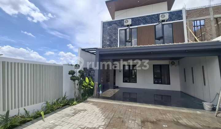 Dijual Rumah 2 Lantai, Baru, Full Furnished , Dalam Cluster di Wedomartani Yogyakarta Dijual Rumah 2 Lantai, Baru, Full Furnished , Dalam Cluster di Wedomartani Yogyakarta