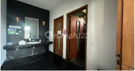 For Rent: 2-Story Office Building, Prime Location Inside Ring Road, Spacious Parking, Ready to Use, Negotiable Price in Yogyakarta For Rent: 2-Story Office Building, Prime Location Inside Ring Road, Spacious Parking, Ready to Use, Negotiable Price in Yogyakarta