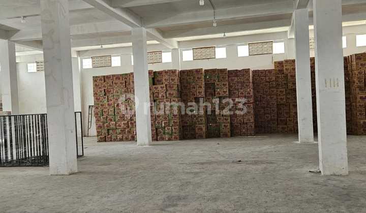 For Rent: Large Capacity Warehouse Ready to Use, Smooth Tronton Maneuvering, Complete with Office and Employee Mess. For Rent: Large Capacity Warehouse Ready to Use, Smooth Tronton Maneuvering, Complete with Office and Employee Mess.