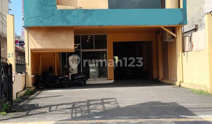 For Rent: 2-Story Shop House, Strategic Location, Near Several Campuses in Yogyakarta