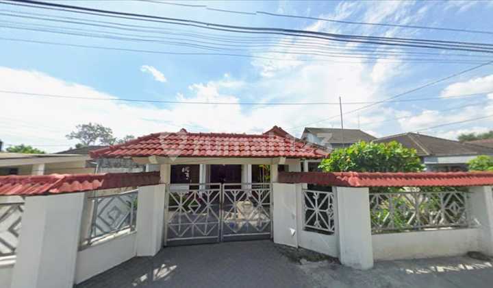 Dijual Rumah 1 Lantai, Strategis, Mangku Jalan, Papasan Mobil, Tanah Luas 1100 m2 di Kalasan Yogyakarta